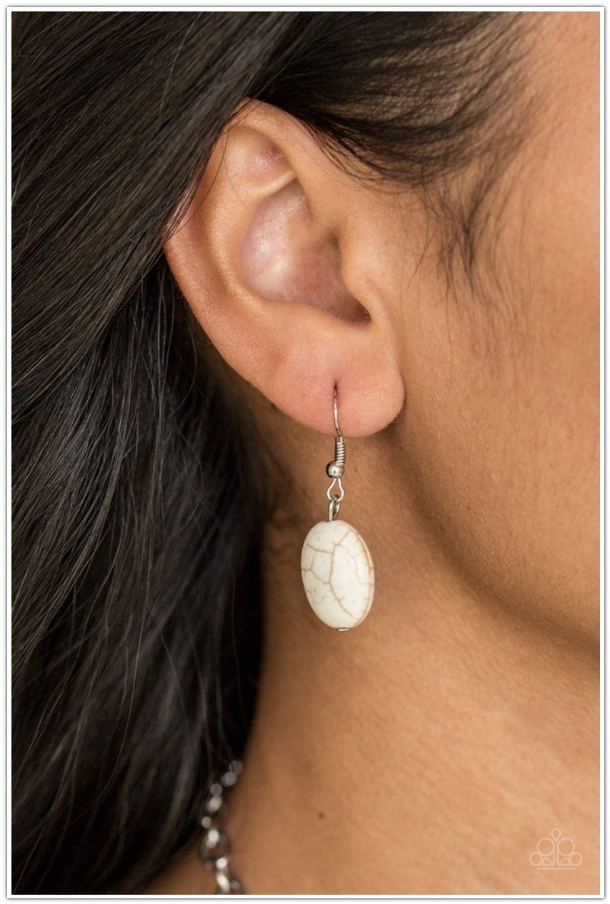 Leave Your LANDMARK - White