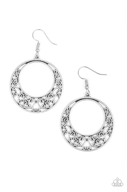 Newport Nautical

- Silver