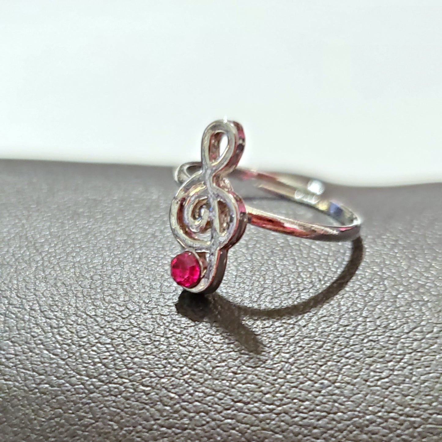 Starlet Shimmer - Treble Cleff Music Note - Ring