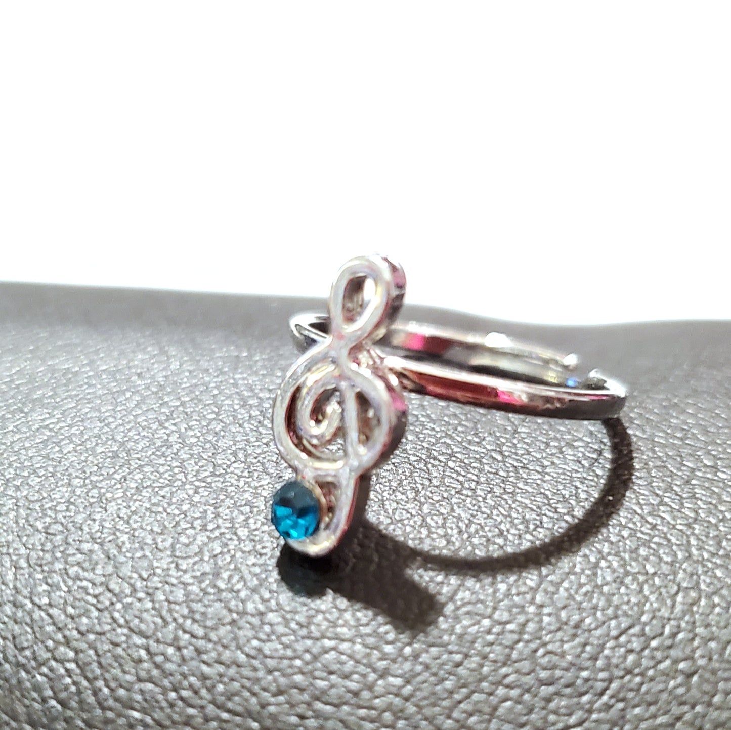 Starlet Shimmer - Treble Cleff Music Note - Ring