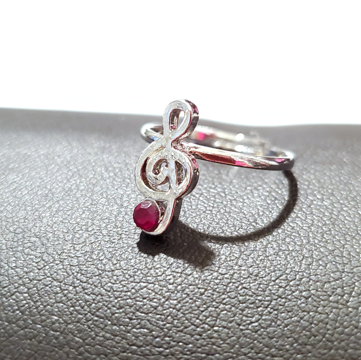 Starlet Shimmer - Treble Cleff Music Note - Ring