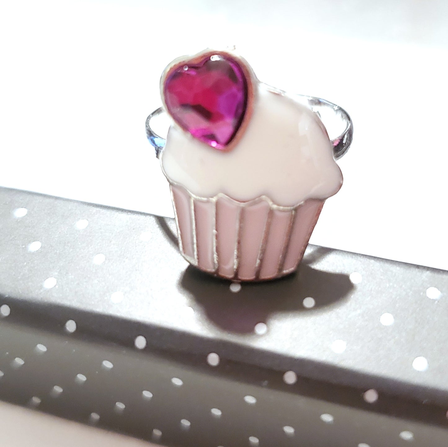 Starlet Shimmer - Cupcake - Ring