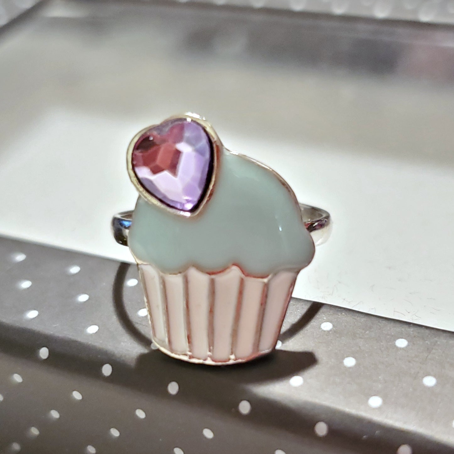 Starlet Shimmer - Cupcake - Ring