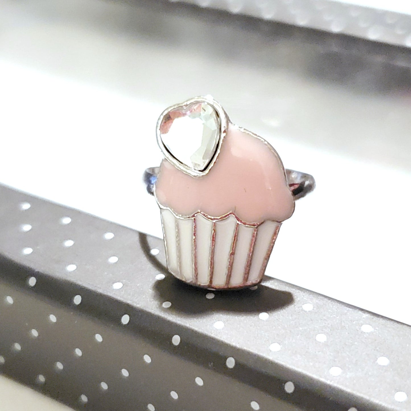 Starlet Shimmer - Cupcake - Ring