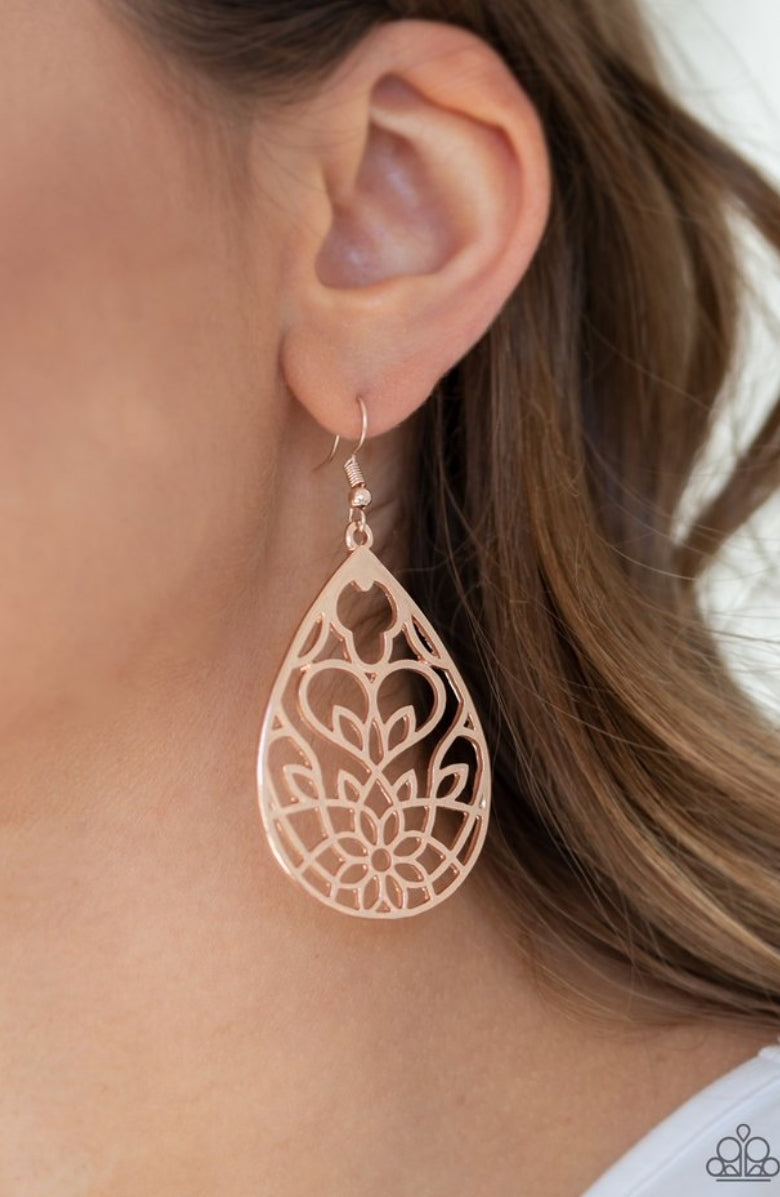 Lovely Lotus - Rose Gold