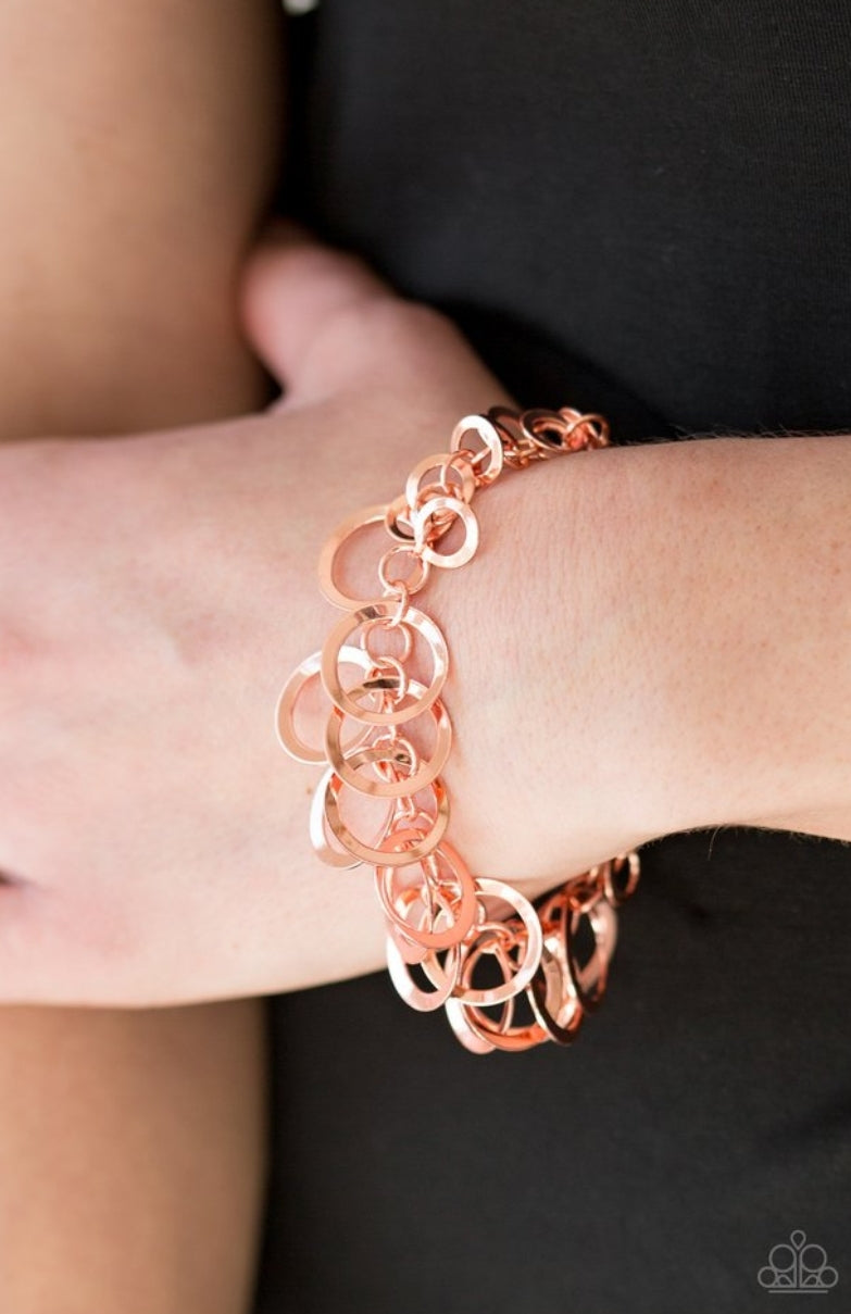 SET:  Royal Circus (necklace) and Circus Cabaret
(bracelet)
-  Rose Gold